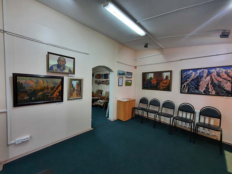 Выставка работ К.Е. Шулунова в Культурно-выставочном Центре им. Н.К. Рериха на Байкале